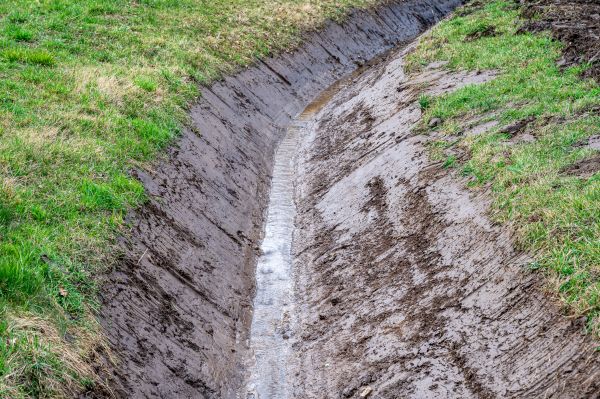 Cost of Drainage Ditch Repair in Maryville